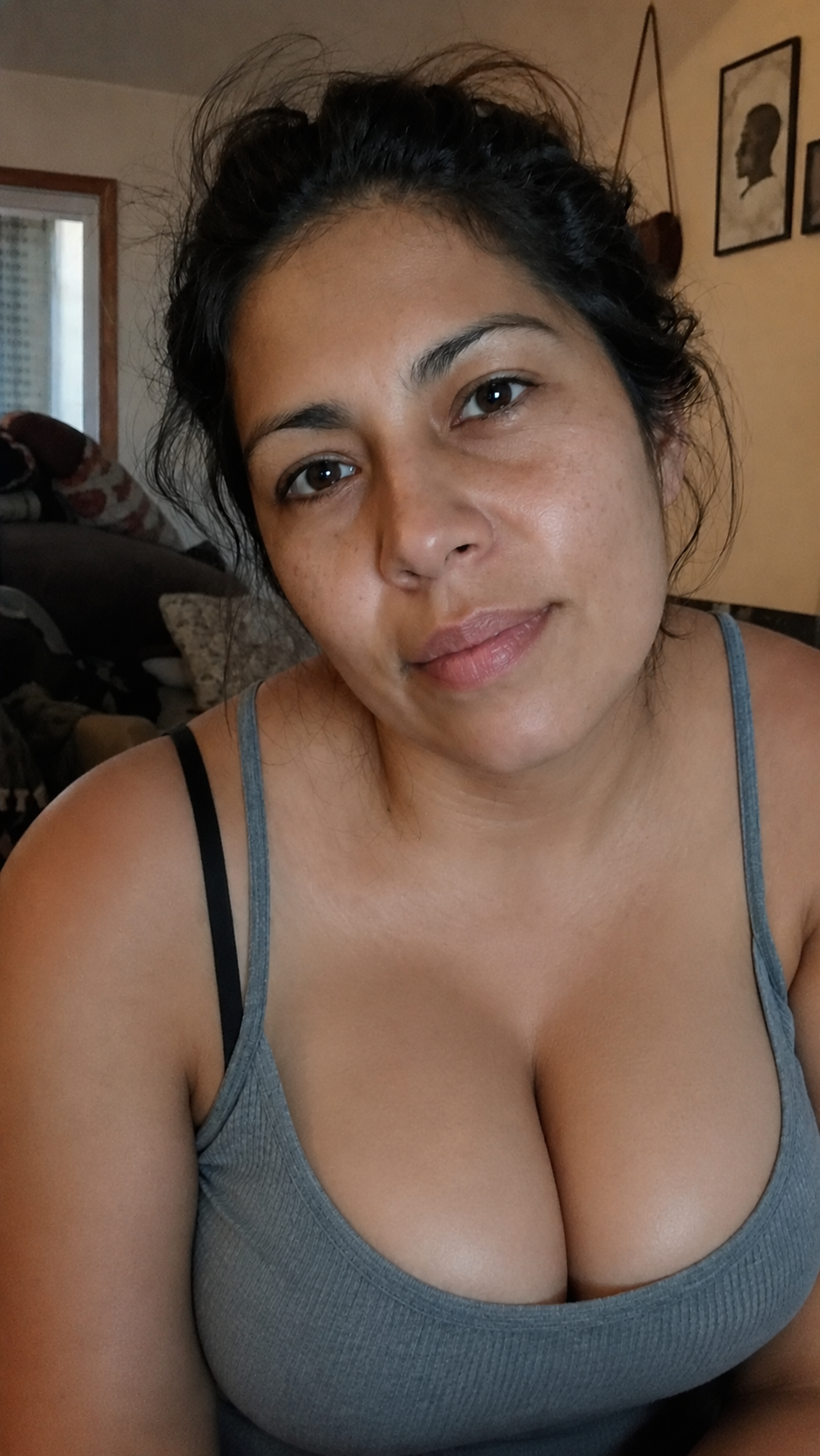 Maria, 44